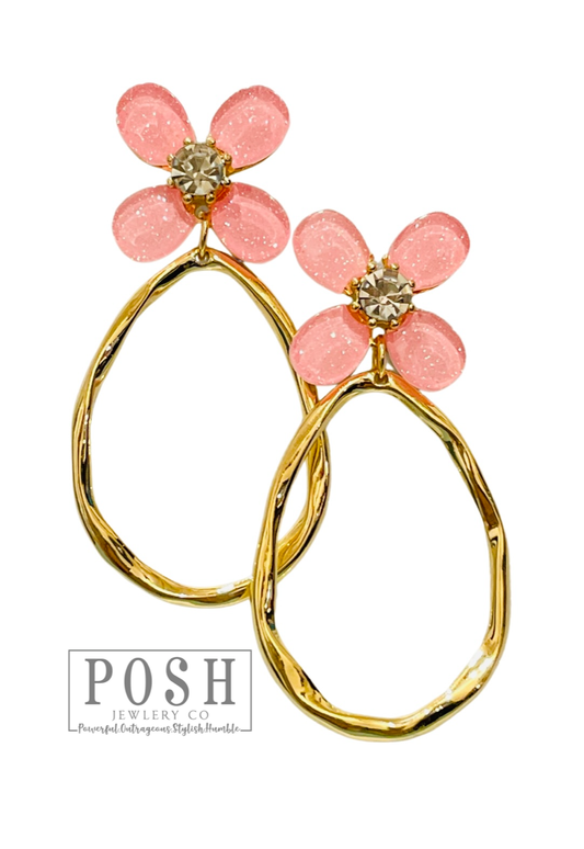 Acrylic flower post earring: Pink