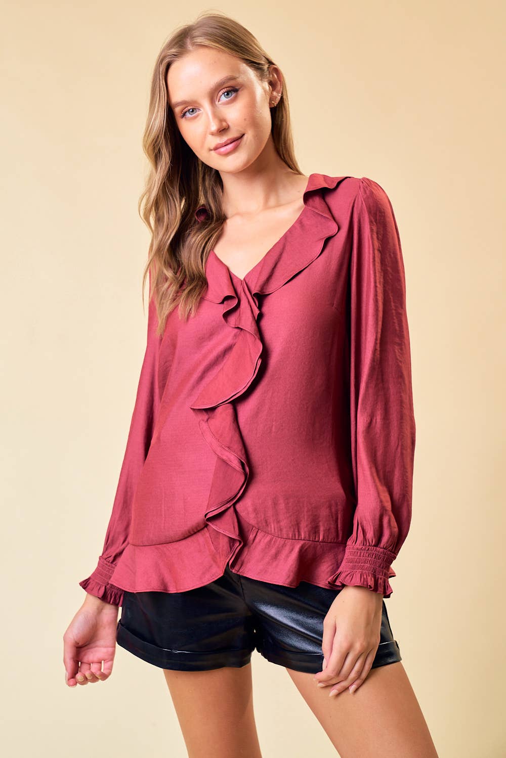 RUFFLE BLOUSE -